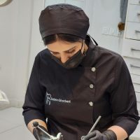 خانم دکتر زهرا قربانی جراح و دندانپزشک
